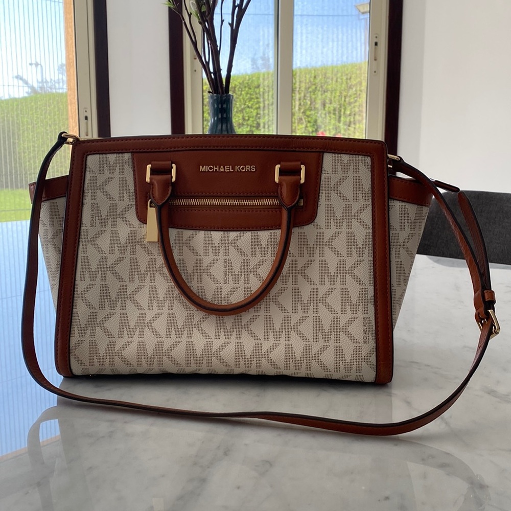 Michael Kors bag like new